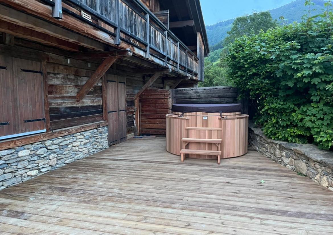 Le Chalet Du Cret - 8 Pers, Tout Confort Avec Jacuzzi Notre-Dame-de-Bellecombe Extérieur photo